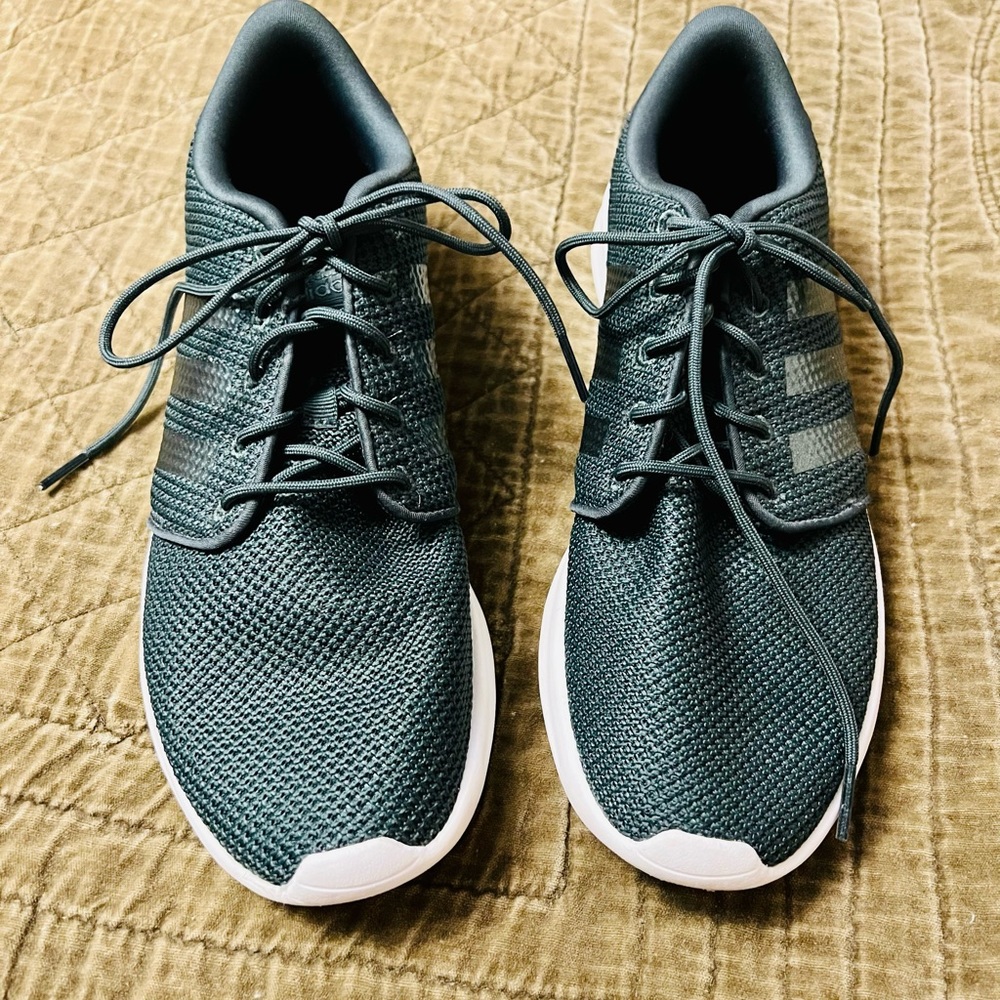 Adidas Women’s Cloudfoam QT Racer EE8084 Green Lace Up Running Shoe